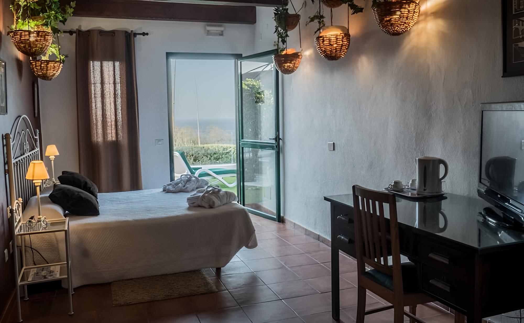 Hotel Rural Costa Salada