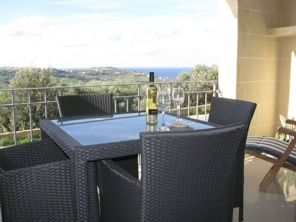 Nadur Gozo Apt With Fantastic Views