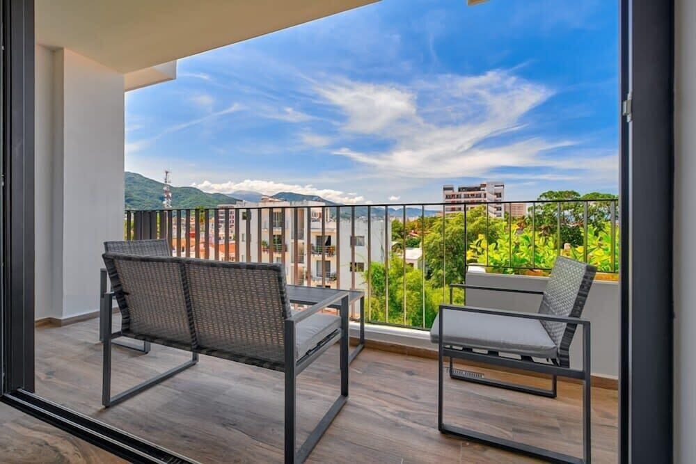 Brand New 2BR Apt - Infinity Pool - Versalles