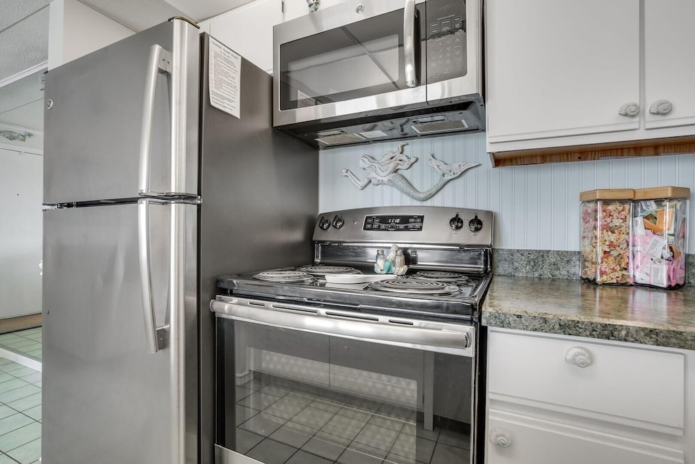 Thunder Island 161d 2 Bedroom Condo