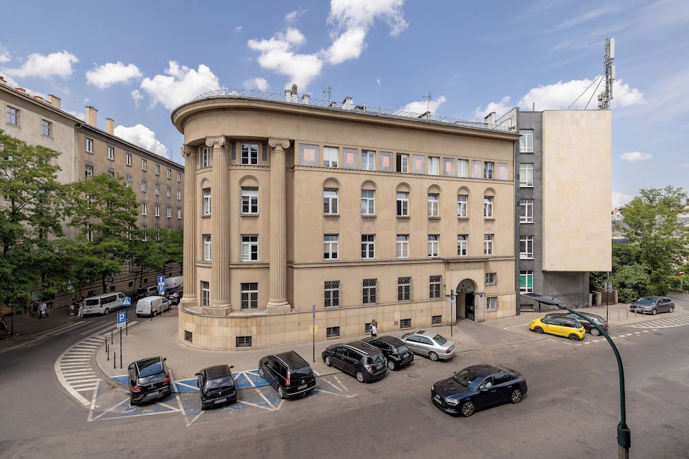 Family Apartment in Cracow by Renters view 2