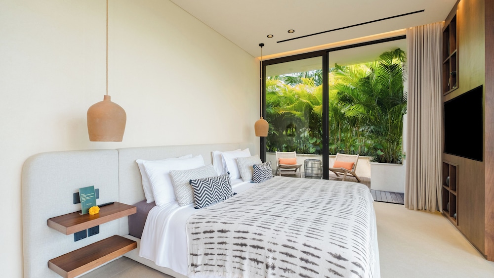 Villa Fiji by Villa Finder