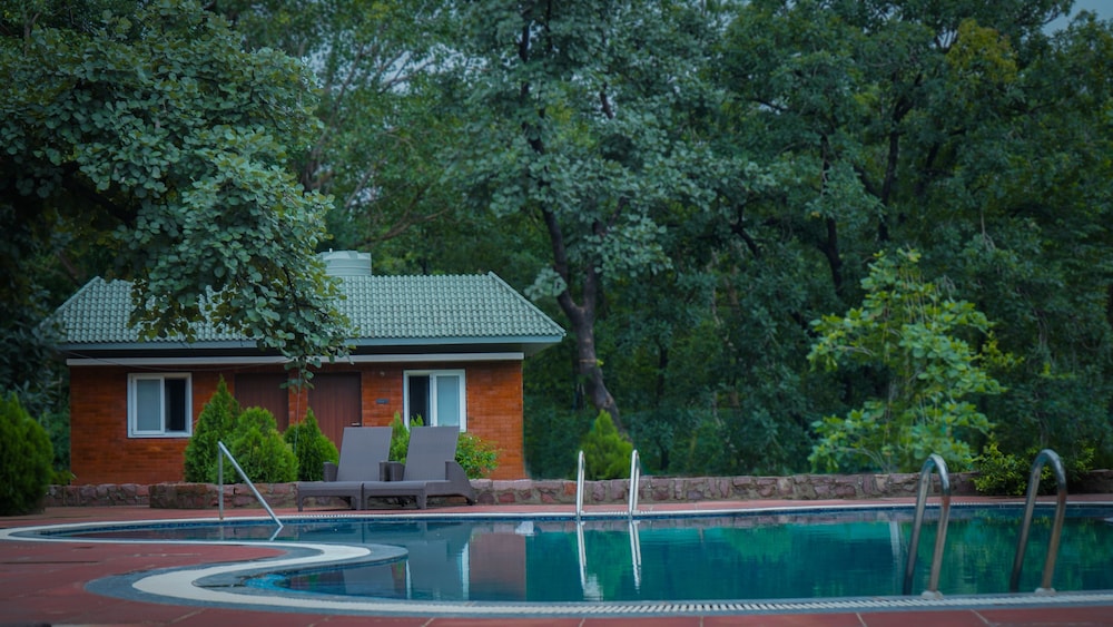 Syna Jungle Resort - Shahdar