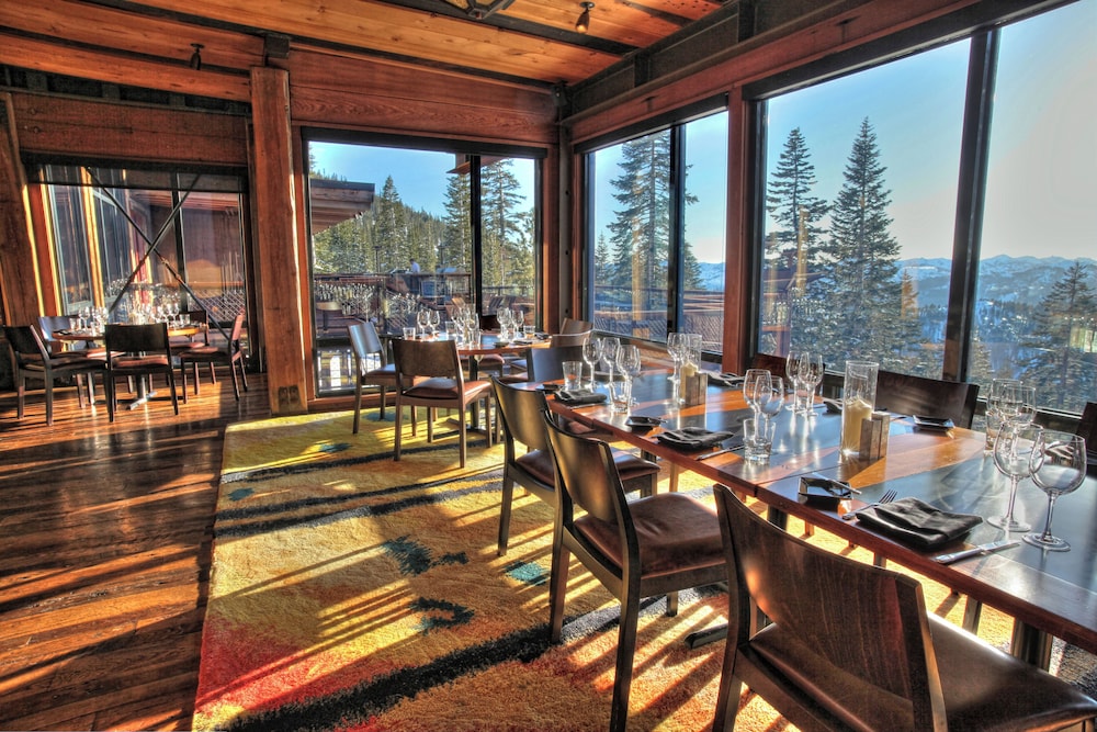 Lake Tahoe Vacations - The Cottages at Old Greenwood - Property Image 38