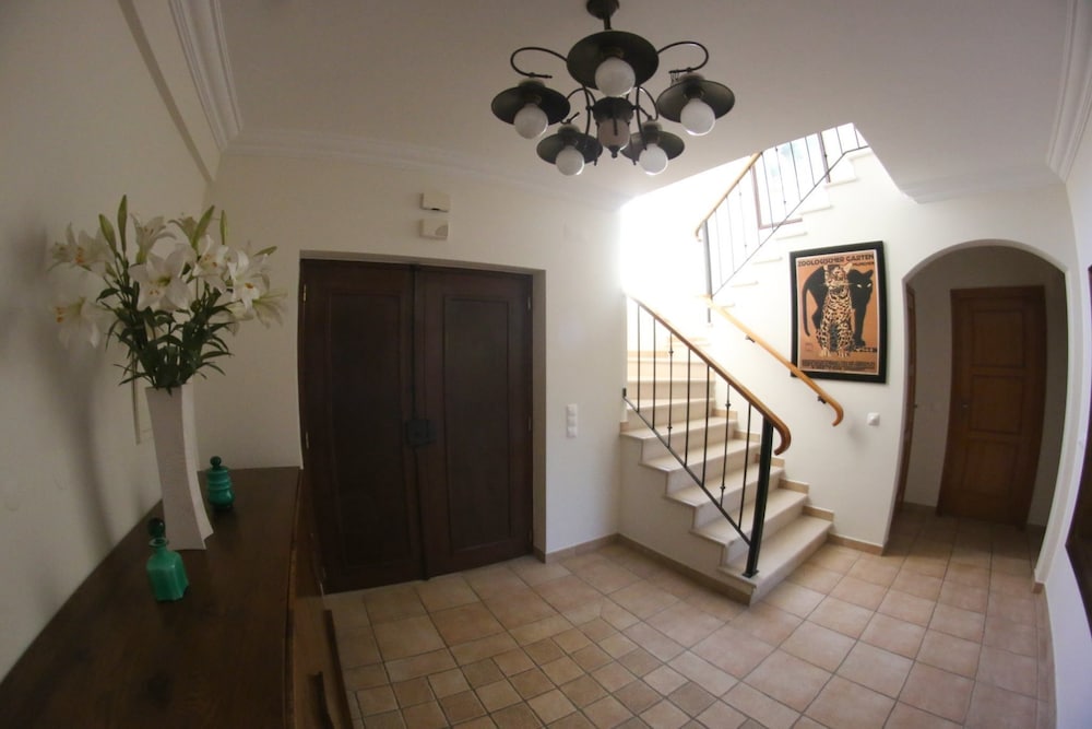 Wallis Villa