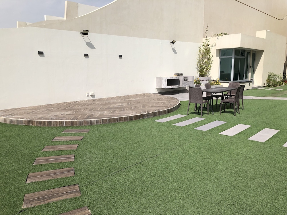Durrat Al Bahrain Luxury Villa
