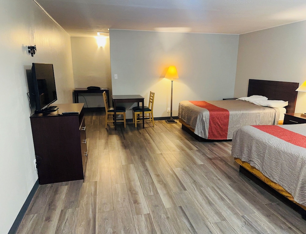 SILVER BELL MOTEL