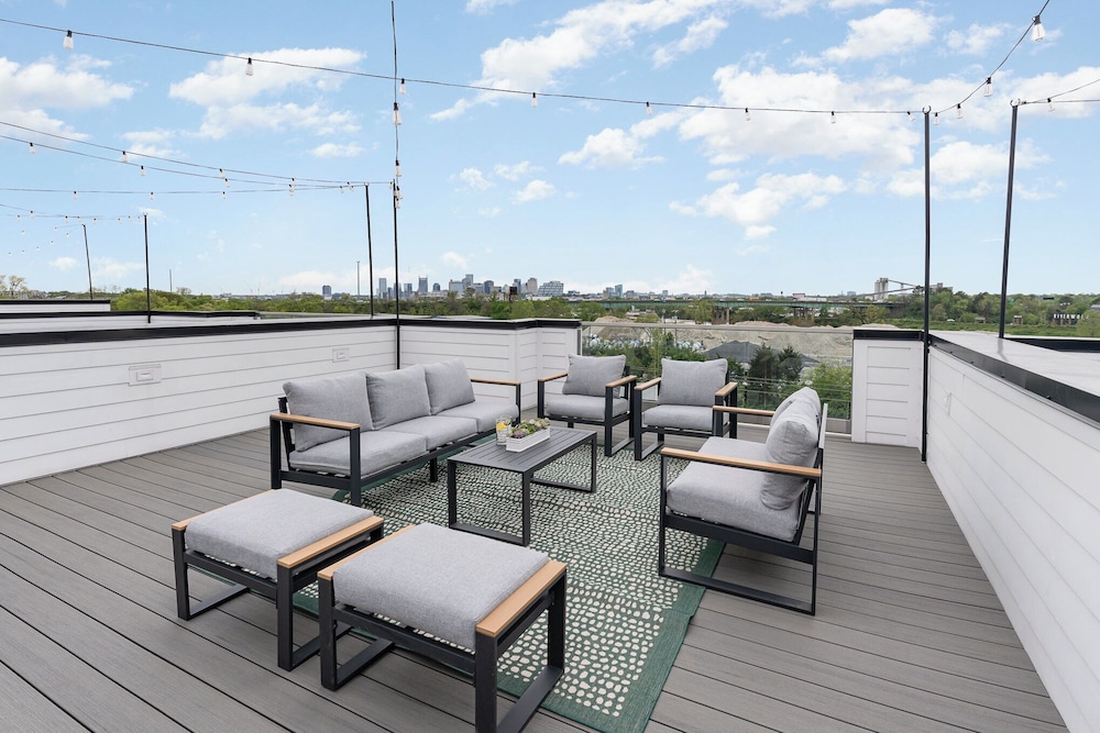 Painted Note - Rooftop Hot Tub - Mins to Broadway