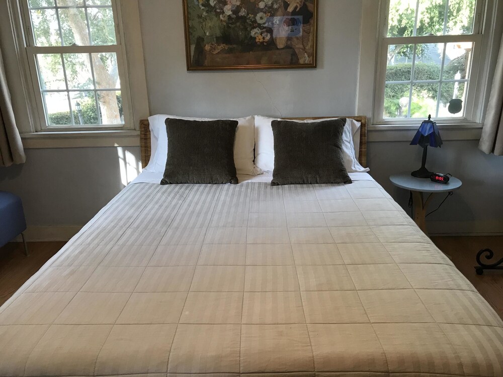 Sanborn Guest House