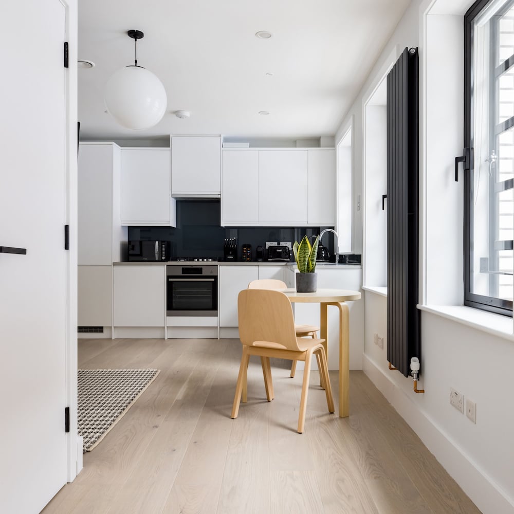 Cool Leicester Sq Studio - Netflix Nespresso