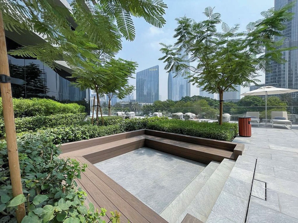 Address Residences Dubai Opera - Burj Khalifa City Views 2 & 3-Bedroom Apartment 1 minute walk to Burj Khalifa, Dubai Mall, Dubai Fountain by Heaven Crest