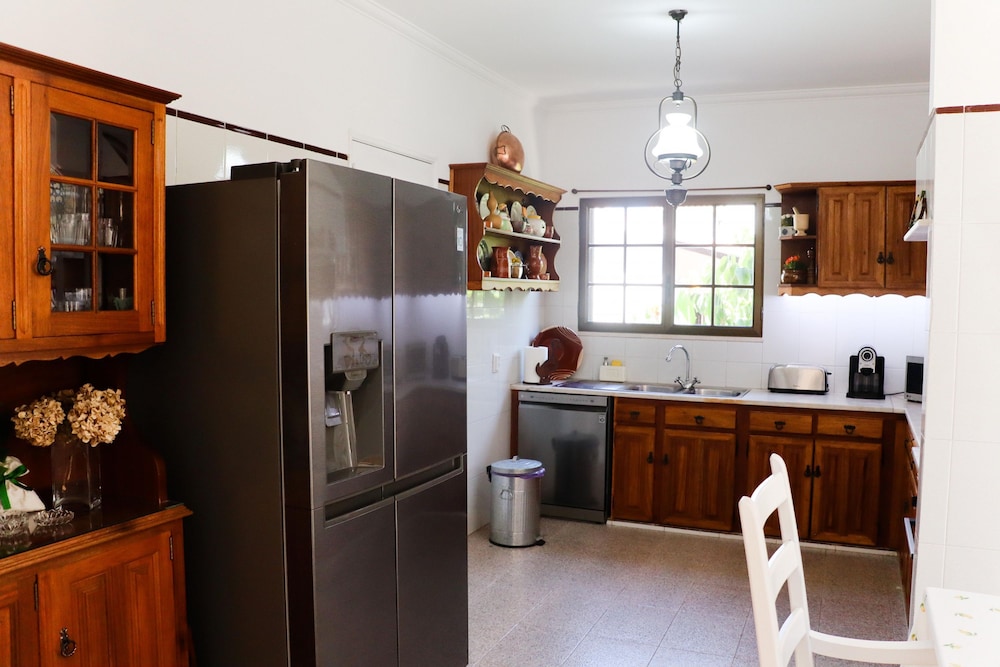 Summer Villa With Heated Private Pool