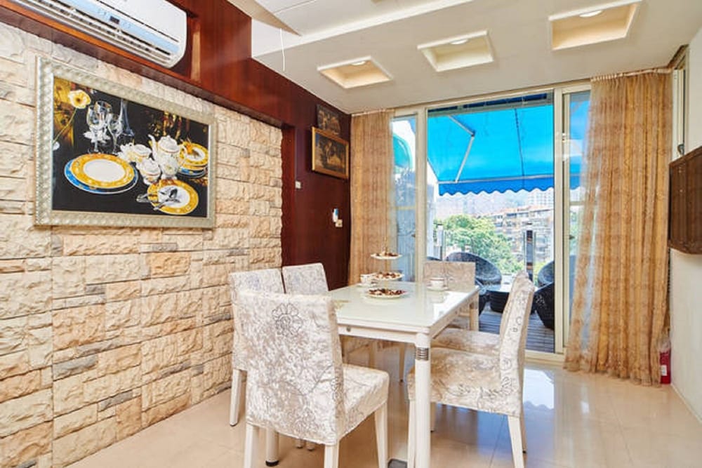 Peace Art Villa