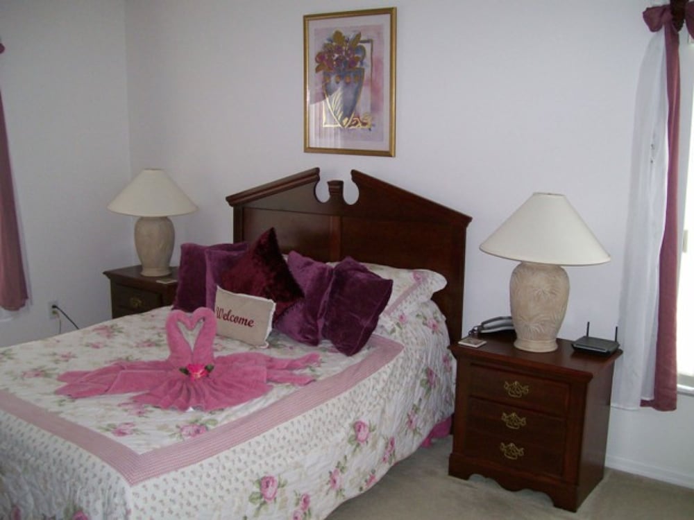 4BR 3BA Home in Indian Creek by CV-2653