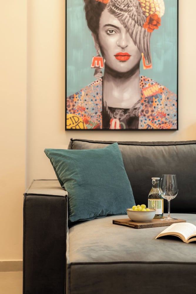 FOS Premium Apartments by halu