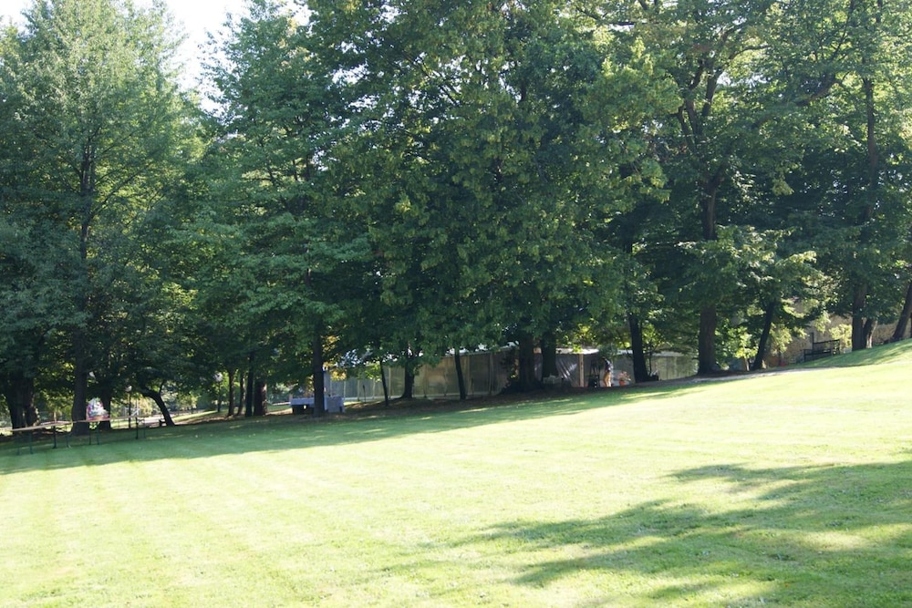 Le Château de la Vierge