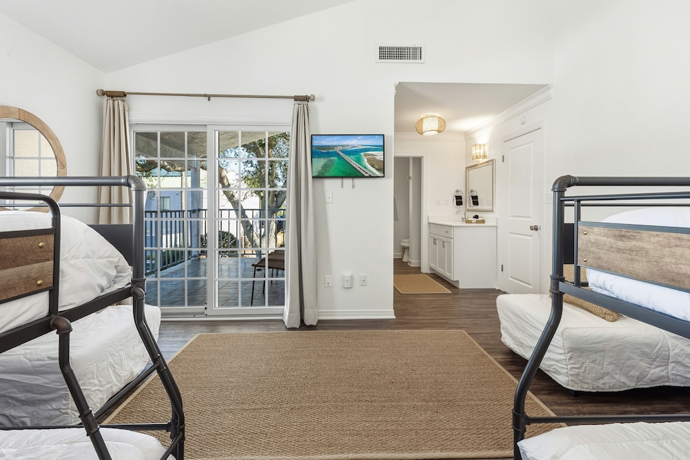 Shoreline Garden 16 3 Bedroom Townhouse