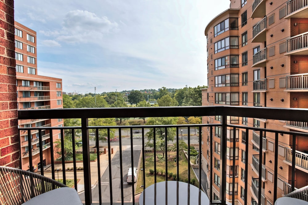 Metro-Friendly DC Apartments