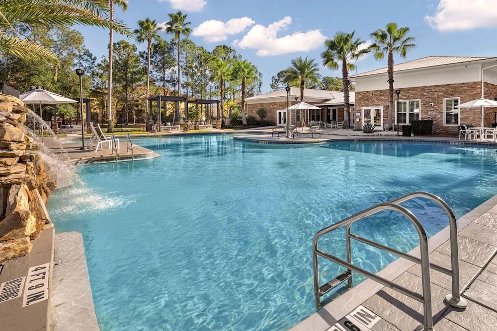 Landing Apartments Jacksonville - Southside