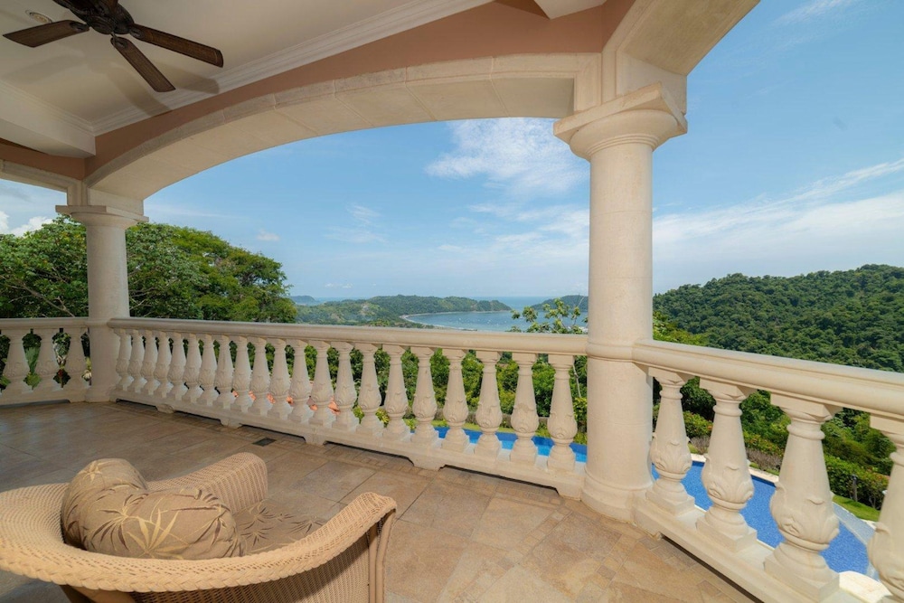 - Casa Garmus - 10 bdr Ocean View