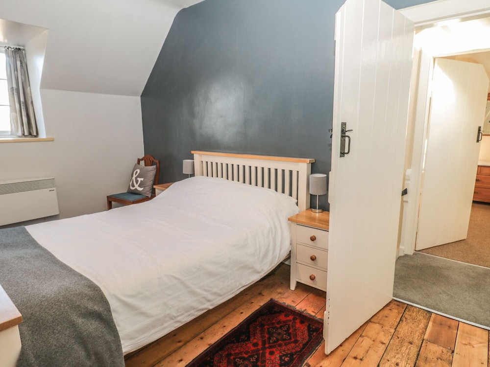 Gamekeepers Cottage