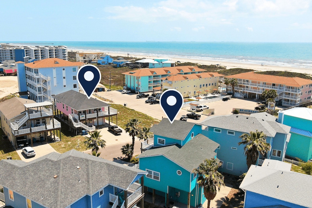 Sleeps 24 2 Homes w/ Beach Boardwalk Access & Deck Views Steps to the Beach