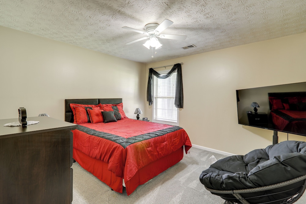 Shop, Fish & Explore: Suburban Home in Loganville!