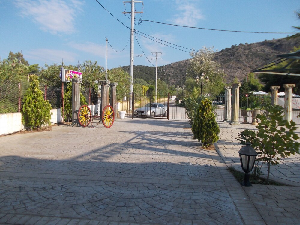 Photo 17