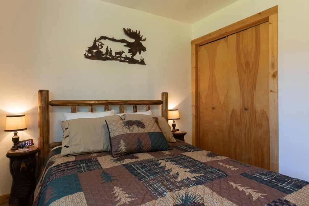 Deer View - Property Image 26