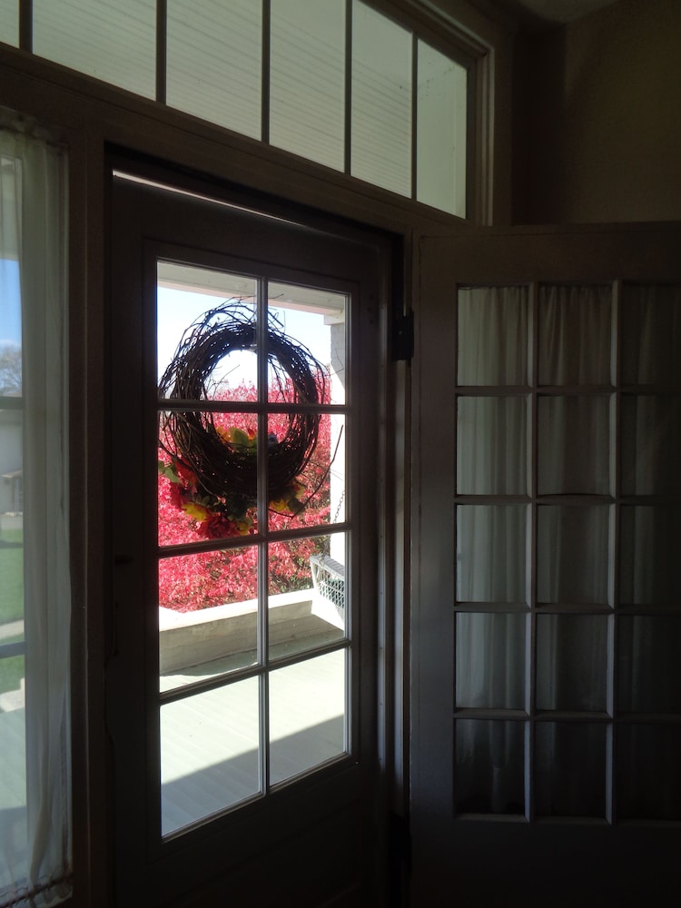 Bloomington Vacations - Wampler House - Property Image 2