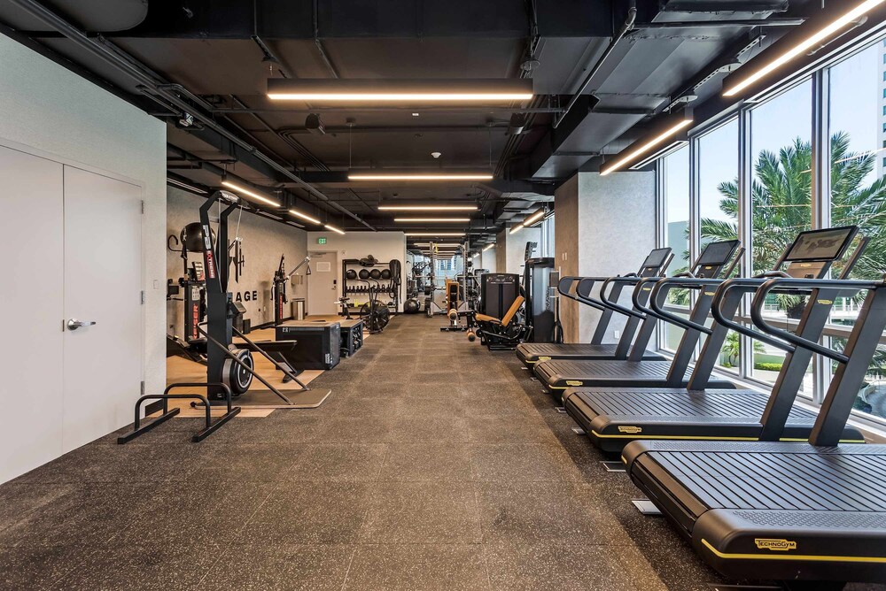 Where the Skyline Sleeps Rooftop Pool Gym