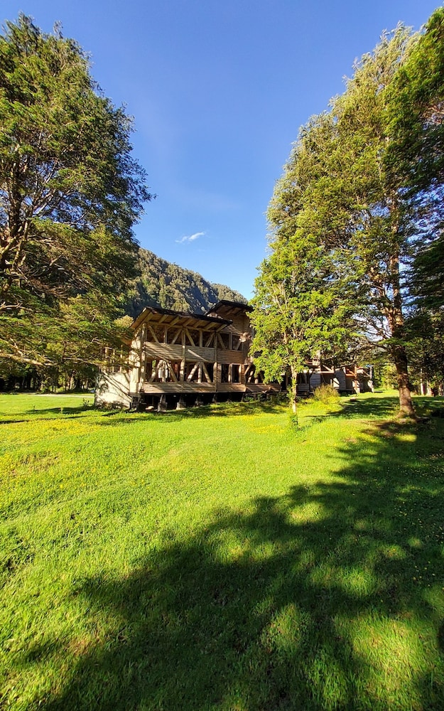Salvatierra Lodge
