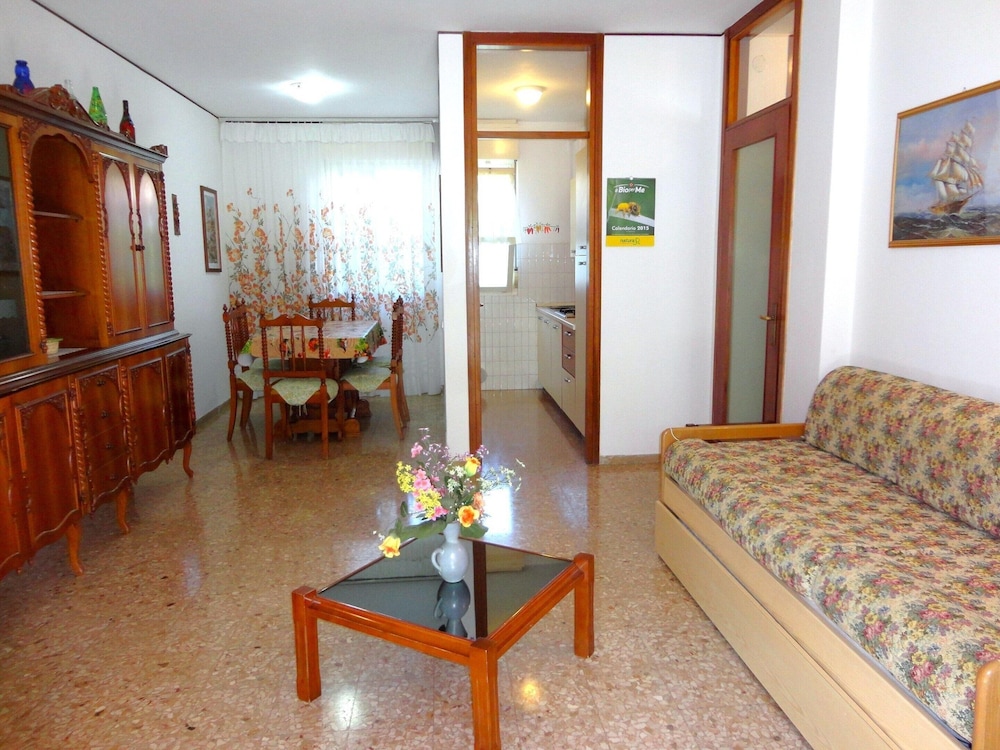 Villa in Caorle Near Spiaggia Tartaruga