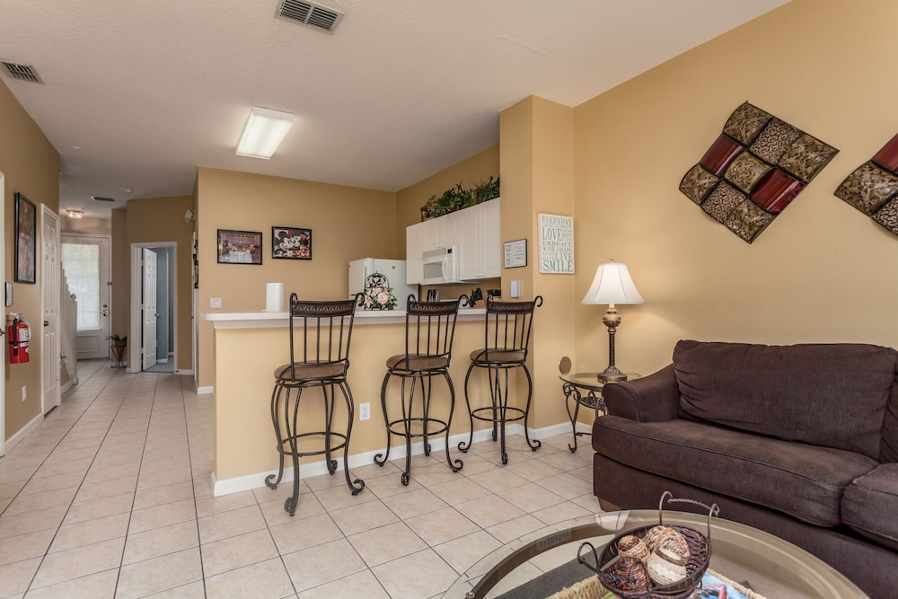 Windsor Palms-ru1048 - Image 5