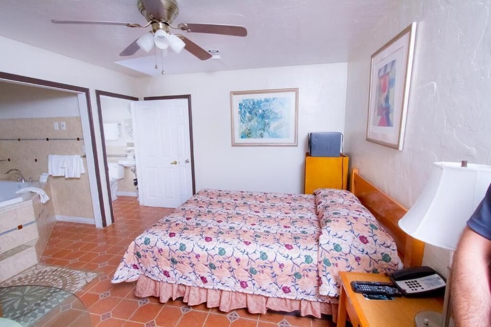 Mission Bell Motel