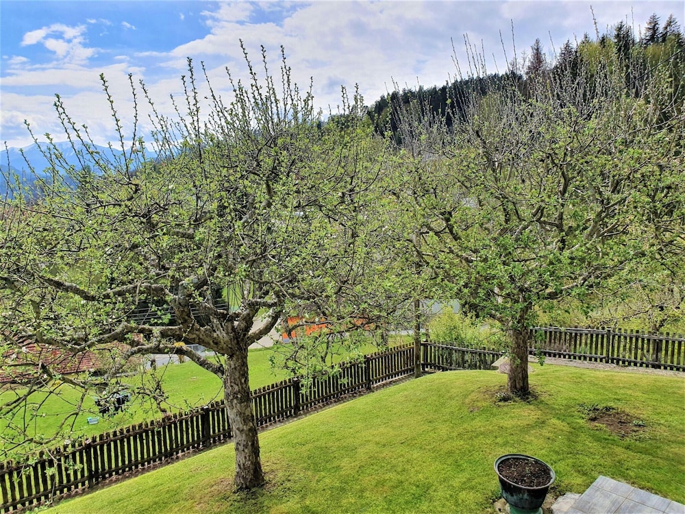 Apartment by Worthersee With Pool