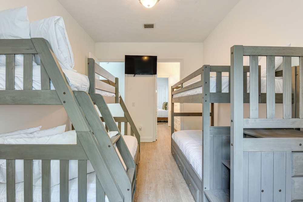 2 Mi to Beach: Luxe PCB Escape w/ Outdoor Space!