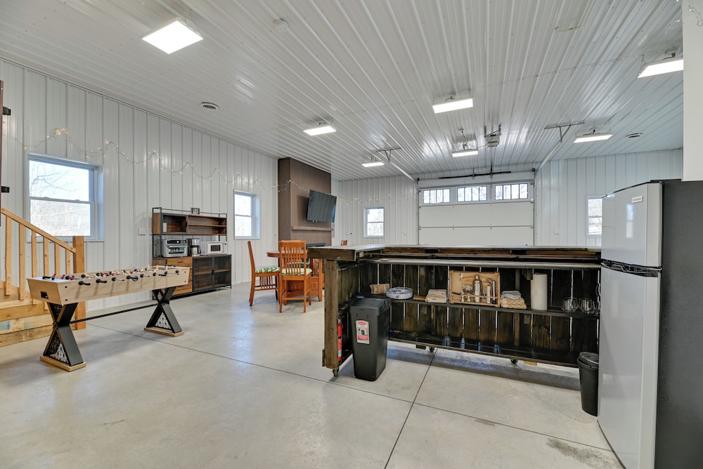 The Toasted Marshmallow Ski & Lake Game Barn