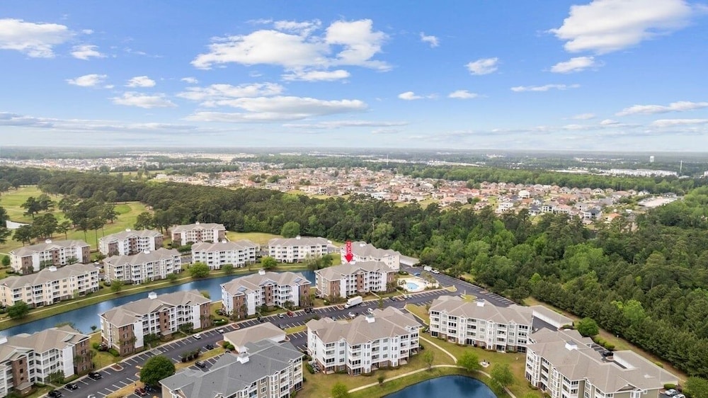 Magnolia Pointe Magnolia Lake 4833-203 2 Bedroom Condo