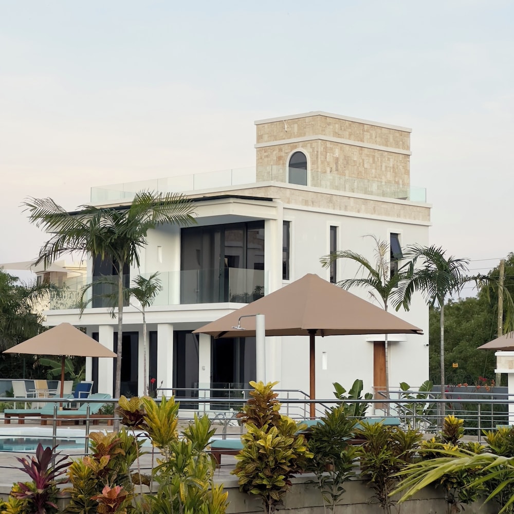 Amkia Villas Diani