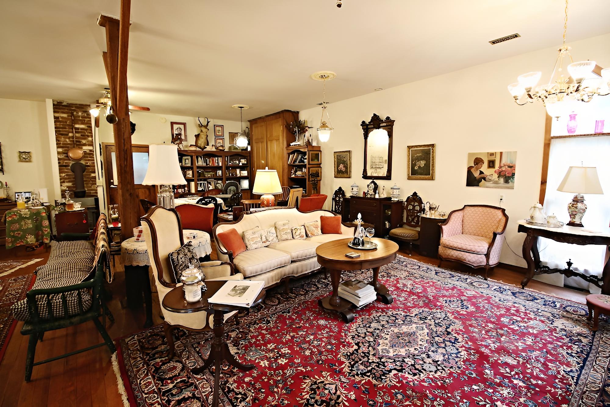 The Ebenezer House Bed & Breakfast