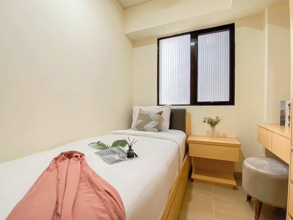Spacious And Good 3Br At Meikarta Apartment