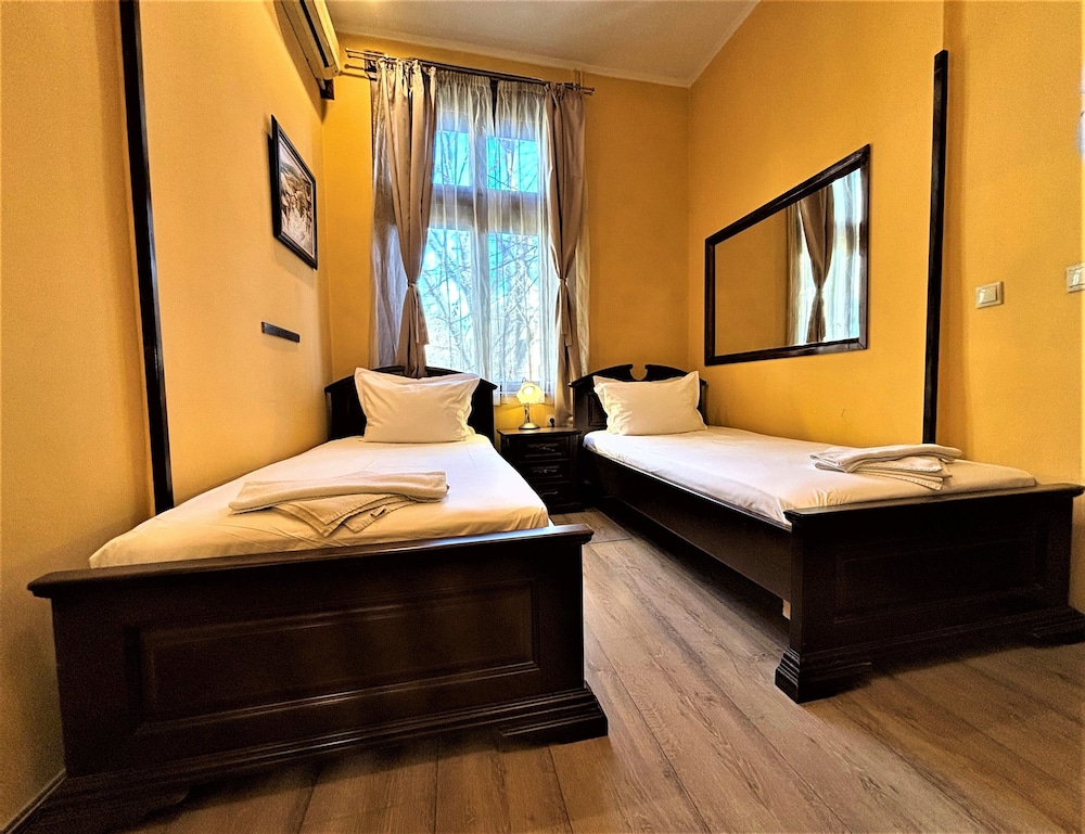 Lopera Guest House