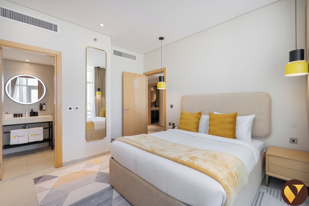 Vogue Novotel JVT near Springs Souk Mal