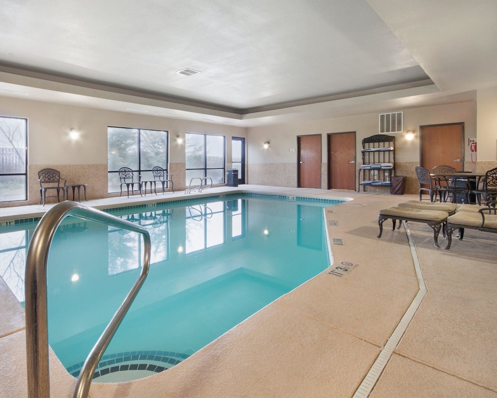 Hobbs Vacations - MainStay Suites - Property Image 31