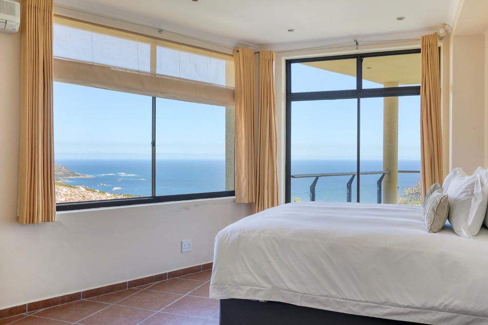 Villa Sol Camps Bay - Family Retreat With 360 Views
