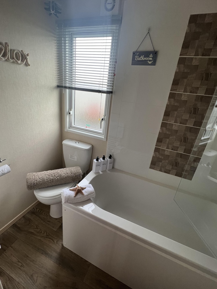 Whitley Bay Vacations - Sun sea and Sand at Whitley bay Caravan Park - Property Image 11
