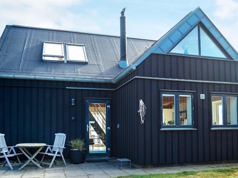 Picturesque Holiday Home in Struer near Sea view 3
