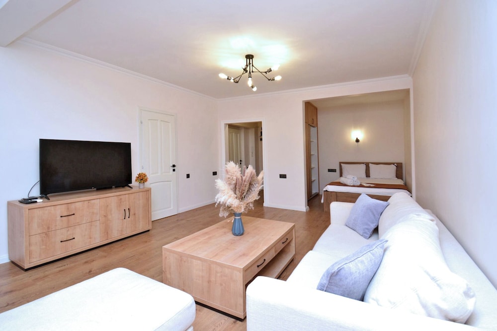 Comfort apartment on Nalbandyan street