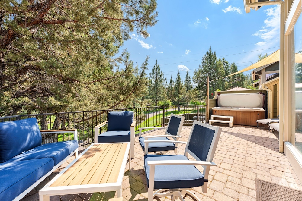 Brighter Days 3 Bedroom Townhouse